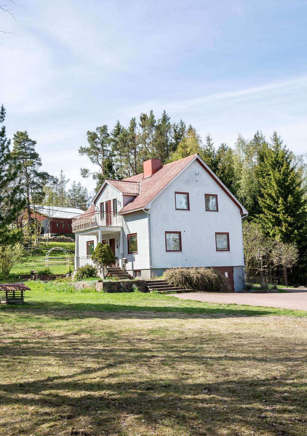 B ostadshus i Fremmanby, Saltvik Bostadshus från 1952 med trevligt,