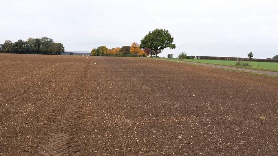 spridas? Inga gödselslag får spridas utanför åkermark.