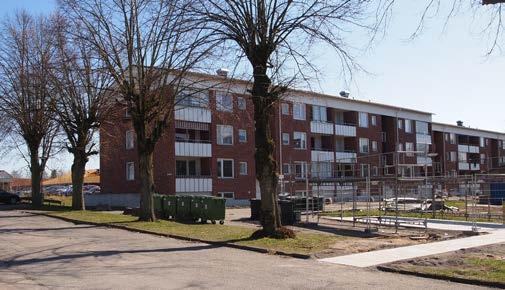 Hövdingen 15 Lamellhus från 1960-talet I sydöst angränsar gestaltningsområdet för nya stationsområdet med två trevåningslamellhus från 1960-talet.