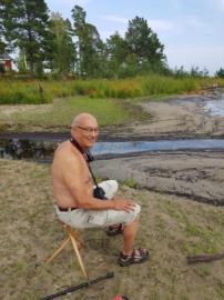 Styrelsen fortsätter att presentera sig. Här berättar kassören Christer: Hej ag heter Christer Grehn, en glad fotoamatör med förhoppningar att kunna utveckla mitt fotograferande.