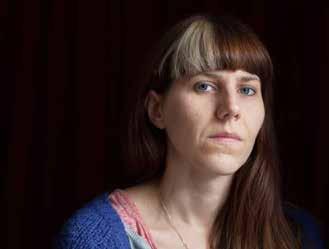 Genom att vända sig till Freud och hans observationer över en mors död kan Emily Berry genomträngande undersöka sin egen reaktion på sin mammas bortgång i en smärtsam betraktelse över en längtan som
