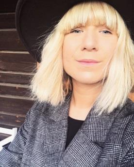 00 Hembygdsgården i Sunnansjö 13.00 Guidning på hembygdsgården. Samling vid entrén. 13.30 Jennie Tiderman-Österberg: Locklåtar från Dalarna och Gästrikland. 15.00 Heidi Baier: visor. Fika. Utomhus.