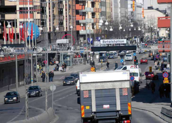Svenska Taxiförbundet är inte bilismens fiende, men det är hög tid att omdefiniera själva begreppet och tjänsten bil.
