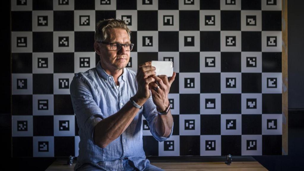 5 IMINTs utveckling Marknadsutveckling Smartphones Under 2018 såldes ca 1,4 miljarder smartphoneenheter. I Q2 sjönk de globala volymerna med 2% till 333 miljoner enheter.