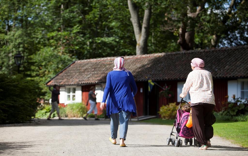 Underskott på bostäder i 44 av 49 kommuner i länet Flera grupper är utsatta på bostadsmarknaden 78