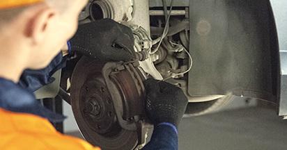 9.2 Byt ut alla fyra belägg även om en av dem har fått olja eller fett på sig.