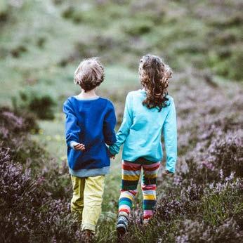 Skogsängsgårdens förskola Skogsängsgården ligger centralt i Salem med skog, lekplatser och biblio tek inom gångavstånd.