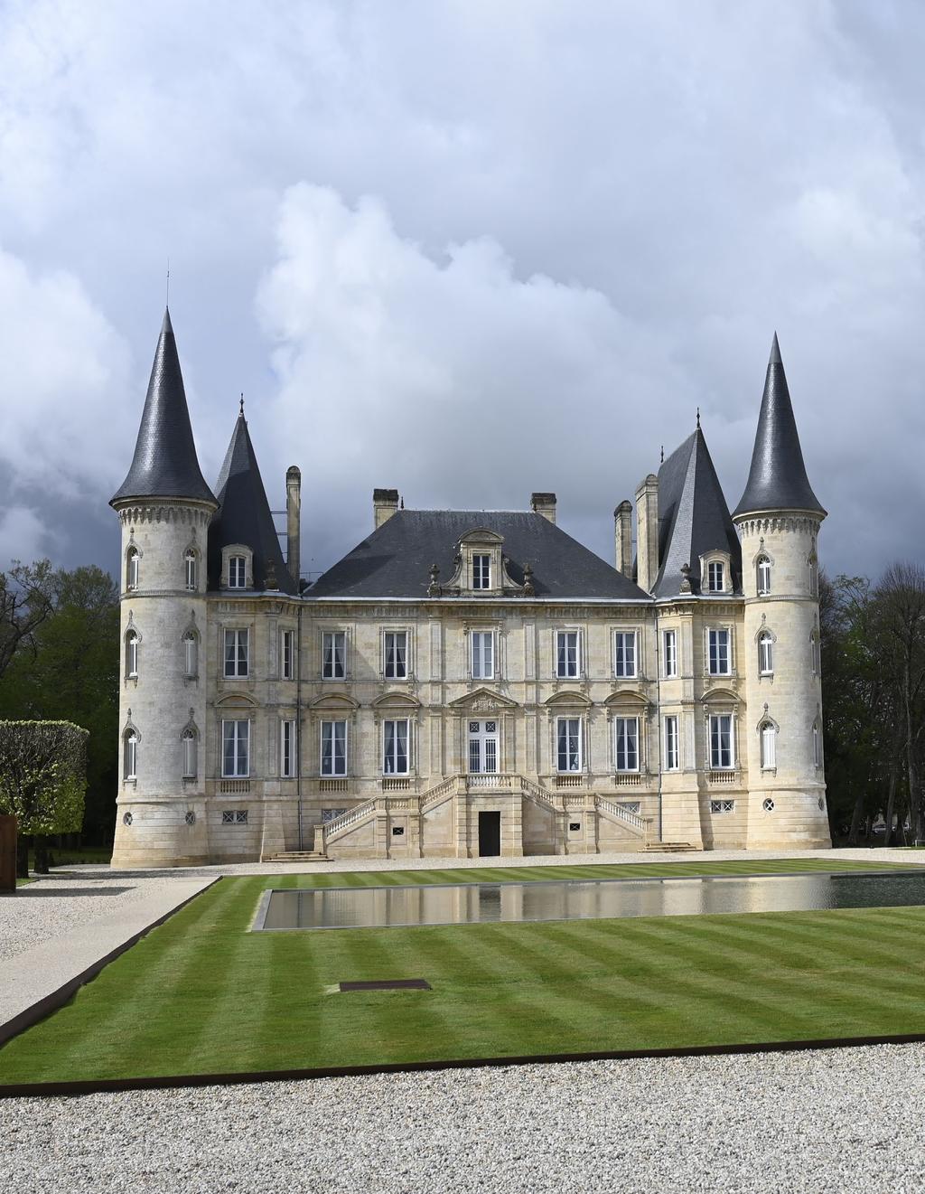 Château Lichon Longueville Baron. Toppnoteringarna 5 Château Cheval Blanc Elegantare blir det inte. Château Ausone Komplexitet och balans. Château La Conseillante Lysande, elegant och sammetslen.