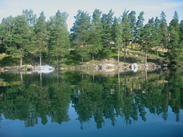 Norrviken Norrviken ligger i norra delen av Vättern i Askersunds kommun,örebro län. Delområdet ingick i Länsstyrelsens inventering av makrofyter 2005. Viken ligger tämligen skyddad. Figur 18.