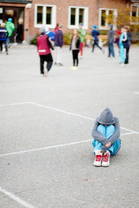 Kartläggning av aktualiseringar inom BoU pågår På nationell nivå saknas uppgifter om hur många anmälningar om barn som far illa som socialtjänsten får ta emot, vilka som anmäler och vad