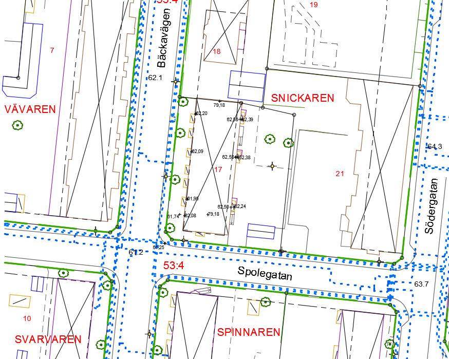 1 BAKGRUND Eslövs kommun har påbörjat ett detaljplanearbete på fastigheten Kv Snickaren 17 i Eslöv, se Figur 1. Syftet är att möjliggöra renovering av befintlig byggnad, samt påbyggnad med en våning.