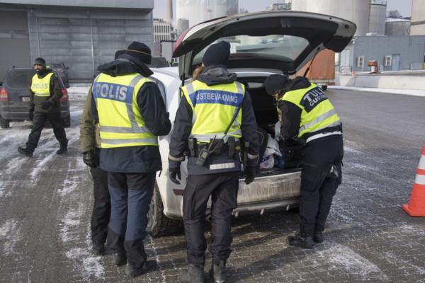 Delredovisning 2 av regeringsuppdrag Uppdrag till Polismyndigheten, Tullverket och Kustbevakningen att förstärka bekämpningen av