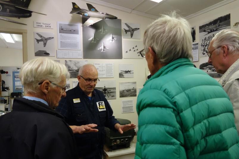 Kamratföreningen besöker F 11 museum Den 15 maj besökte kamratföreningen tillsammans med Skövde Flygklubbs