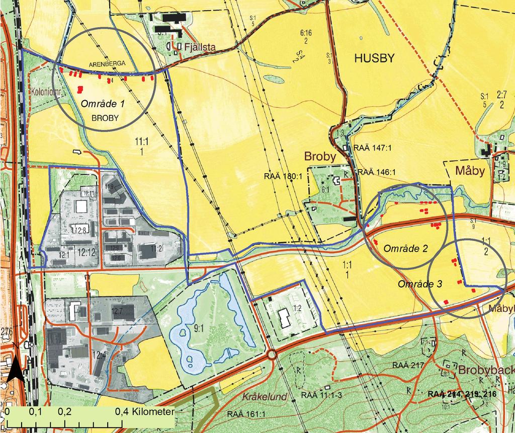 Fig 2. Fastighetskartan med utredningsområdet (blå linje) och fasta fornlämningar (rosa) nämnda i texten markerade.
