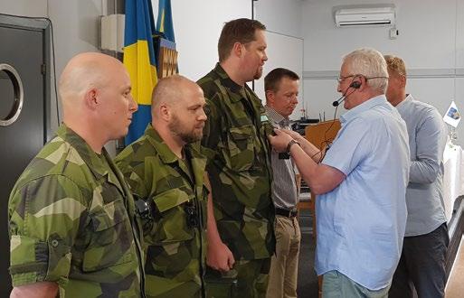 Utmärkelser FÖRSVARSUTBILDARNAS FÖRTJÄNSTMEDALJ I GULD Bengt Bergman, Jörgen Fagerström, Anders Gummesson, Leif Jansson, Rolf Jansson, Håkan Lampinen, Irma Palm, Erik Poläng och Jörgen Åmvall.