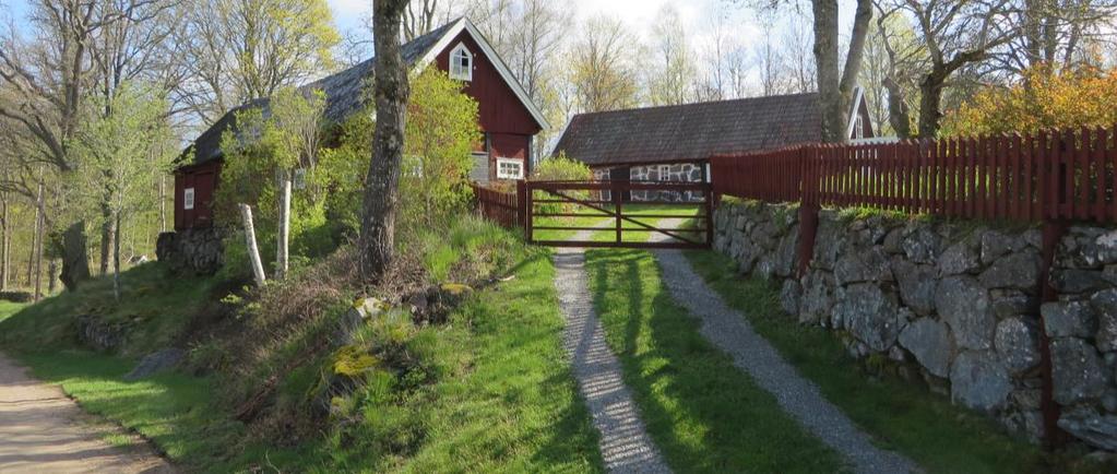 Hulan 1:12 Den vackra ladugården, med ena