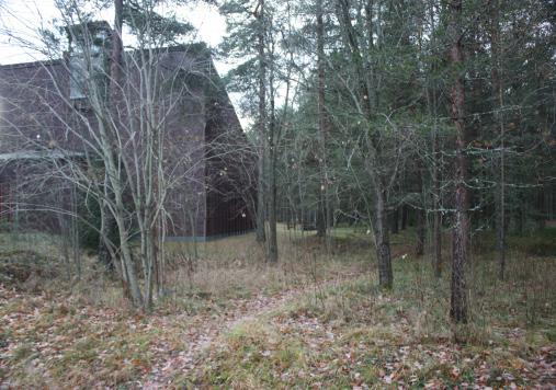 armaturer. Tunneln är även nedklottrad.