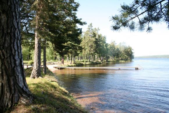 bostadsändamål. Småbåtshamnen Norra badstranden Vattenområdena anpassas efter hur de används idag.