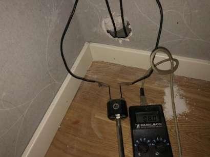 Suterrängplan / Tvättstuga Våtrummet har äldre ytskikt.