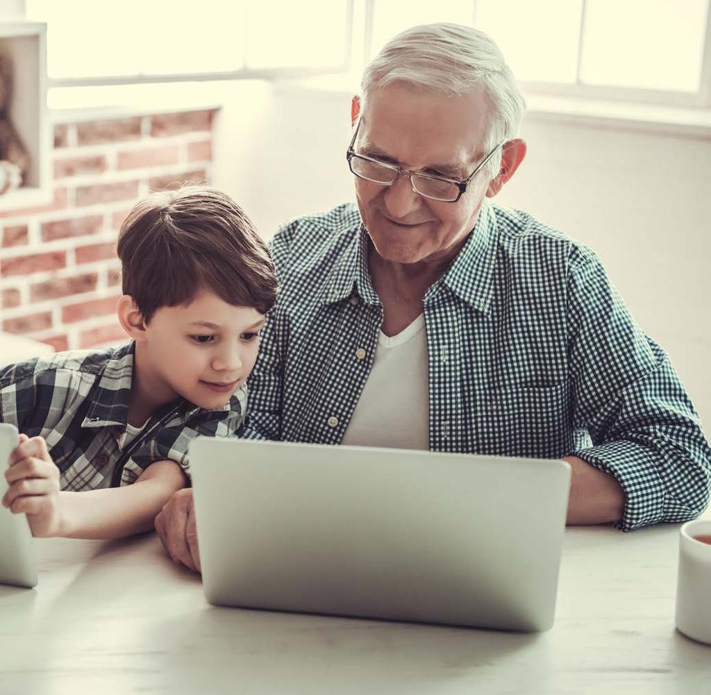 av tio att de tar hjälp av familj, vänner eller bekanta. Åtta procent ber om hjälp via internetleverantörens kundservice, IT-stöd i privat regi eller via en medlemsorganisation.