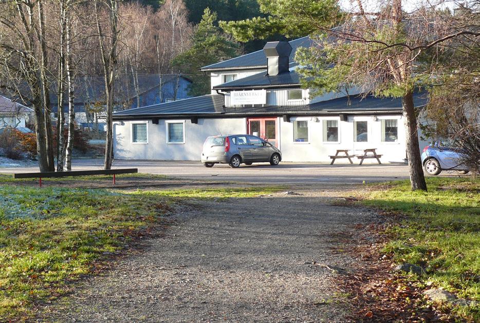Skolor inom området Kärna skola åk F-6. Kärna skola ligger i Kärna samhälle, ca 15 km väster om Kungälvs tätort.