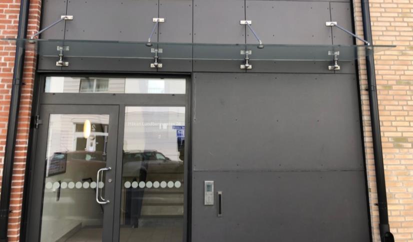 Nedan görs två beräkningsexempel där det första inte beaktar