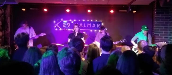 Allmänna indiefestivalen - en del av nationens långa musikhistoria Av: David pikas Kalmar nation har sedan 90-talet varit nationen med stort I när vi framgångsrikt bokade en rad nu välkända band