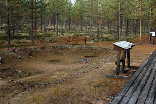 6. Kulturmiljövärden Fornminnen i ekoparken En vårdag 1983 hittade några inventerare lämningar efter en 6000-årig boplats på Fejferheden i den nuvarande ekoparken.