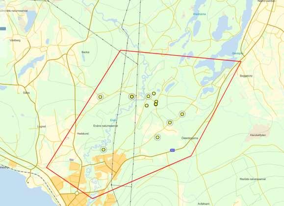 Rättviks samhälle vid Rättviken i sydväst. Enån meandrar sig fram i landskapet. Gärdsjö uppe nordöst.