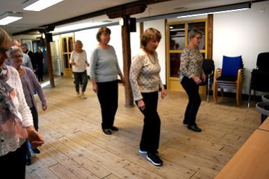 Onsdagar klockan 11:30-13:30. Start 4 september Line dance är en gruppdans med amerikanskt ursprung.