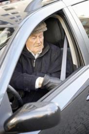 Lyssna på Seniorpodden avsnitt 26 med Lars-Eric Abrahamsson på NTF, som är projektledare för Trafiksäkerhet för seniorer. Vårt trafikombud är Olle Lundin.