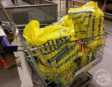 Våra resor Följ med på en shoppingtur den 3 februari 2020 till Efter som detta var en omtyckt och lyckad resa i år så har vi en inbjudan från Hans Martinsson på Fjäre Resetjänst att göra en ny