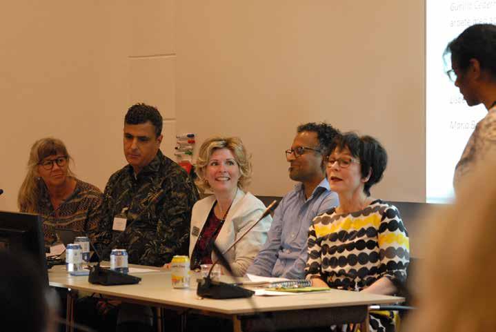 Första timmen var ett kunskapsseminarium med en expertpanel som bestod av: Gunilla Cederholm Wilhelmson, psykoterapeut och mångårig erfarenhet av arbete med adoptionsspecifika frågor Daniel
