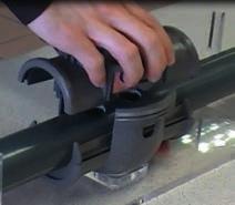 Installera undre och övre muffar till POD-Kit på