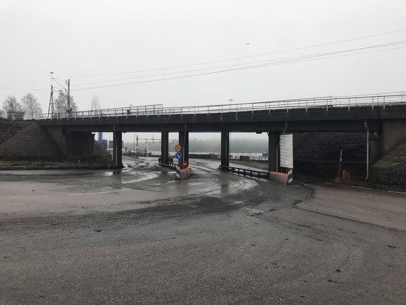 29 Figur 30 Trafikplatsen, problempunkt F, sedd från norr. 2.3.10 Delsträcka 10 Figur 31 Delsträcka 10.