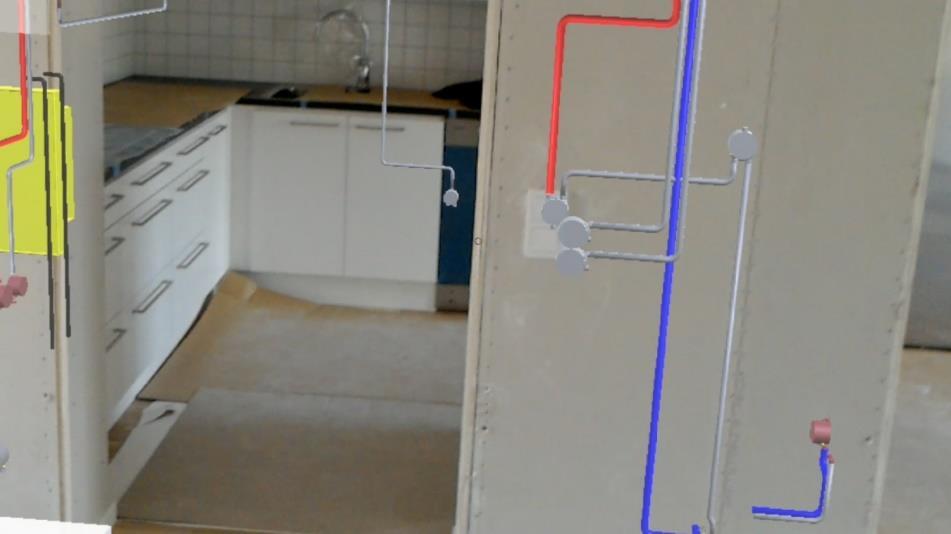 Figur 5: Installationer i modul. Figur 6: Installationer i modul.