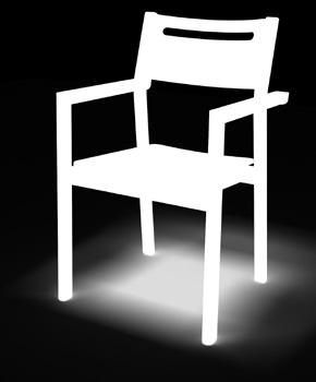 se alma Design: Anton Björsing new Beskrivning eknisk information Klädselmaterial Alma är en stol i massiv björk som kombinerar 48 cm K stilfull enkelhet med väl genom- 47,5 cm tänkta