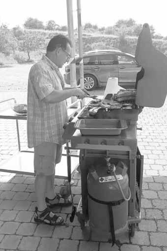 15 Uhr am Pfarrgarten in Birkenhördt für die Frauen, die den Weg nach Bad- Bergzabern laufen möchten. Für alle, die lieber mit dem Auto hinfahren, ist der Treffpunkt um 19.
