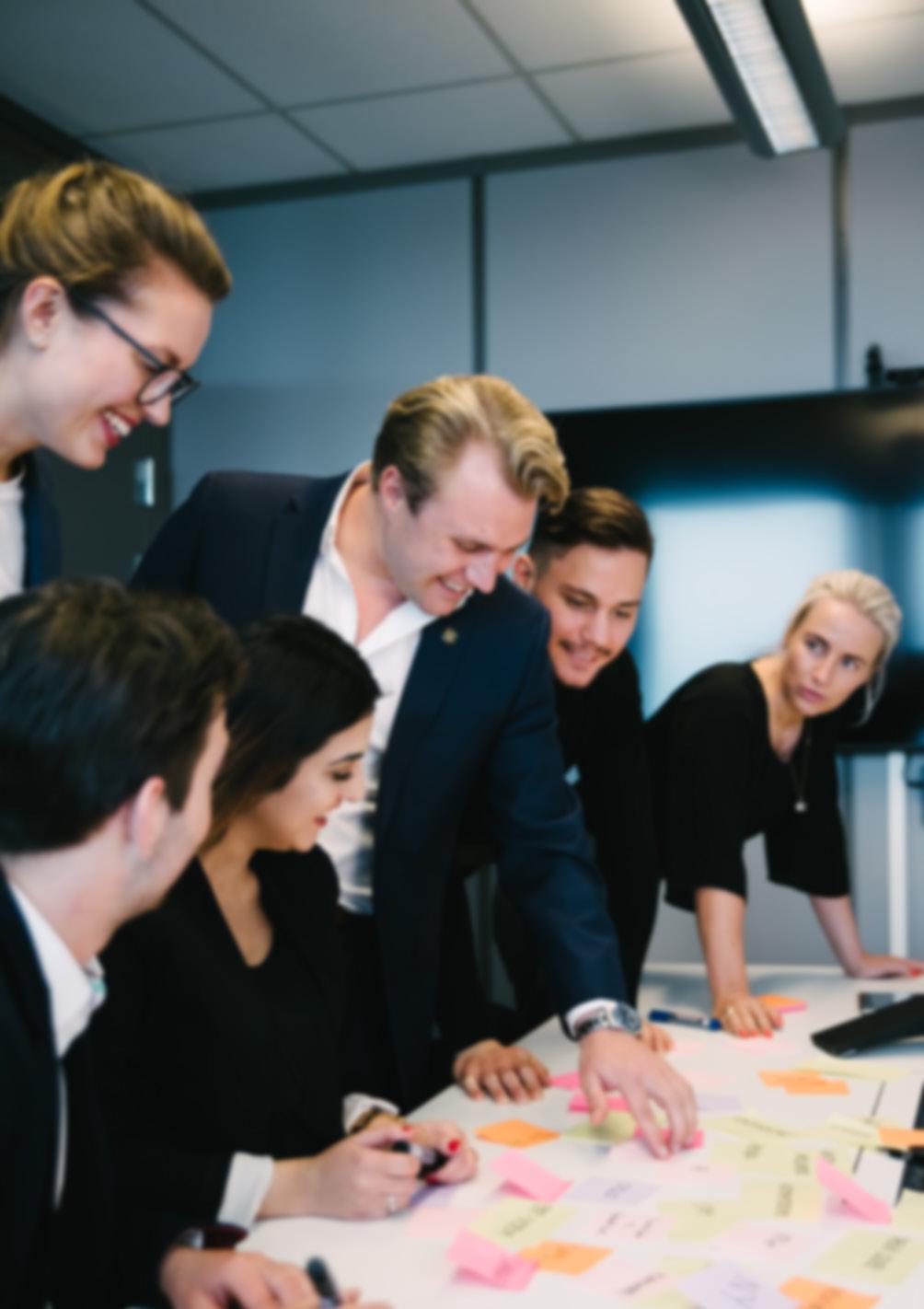 Delårsrapport Q2 april - juni 2019 24SevenOffice Scandinavia AB Andra kvartalet 2019 Nettoomsättningen ökade 32% till Tkr 33 155 (25 084) Rörelseresultatet blev Tkr -8 474 (1 591) Resultatet efter
