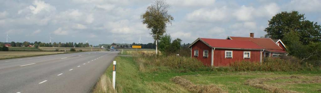 god geometri både i plan och höjd. Detta gör att kontakten med omgivande slättlandskapet och de långa utblickarna mot det flacka, öppna landskapet blir fortsatt god.