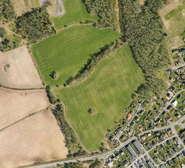 Orådet är beläget ca 3 k sydväst o Jönköping centru och avgränsas i syd av ett befintligt bostadsoråde och i övriga