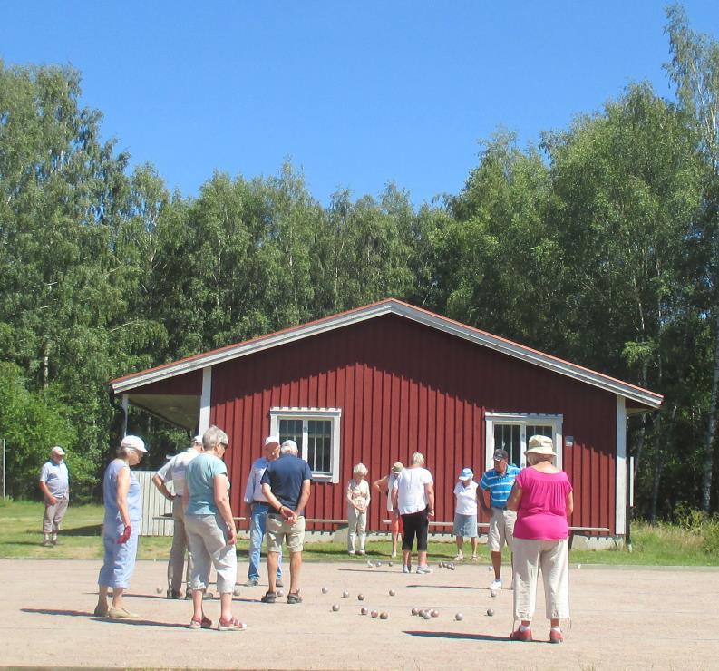 Bilarna nådde inte sina slutmål förrän långt in på