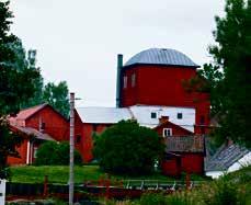 Här finns hytta, gruvområden, vattenhjul och stånggång som förklarar hur bergshanteringen gick till. Här finns också skola, bergsmansgårdar och backstugor som berättar om livet i byn.