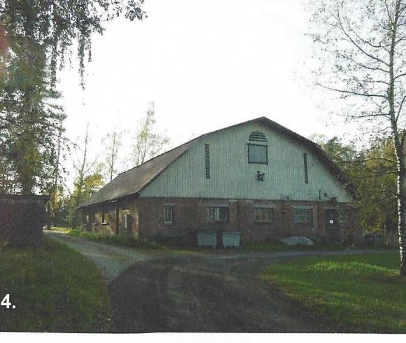 Bagarstugan /mangelbodan, byggdes på 1800-talet och har också fungerat som arbetarbostad