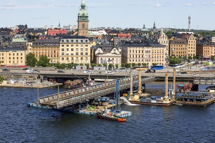 Tack SJ, SL och Trafikverket för utmärkta insatser! Under åtta veckor i sommar var tågtrafiken över Getingmidjan i Stockholm avstängd.
