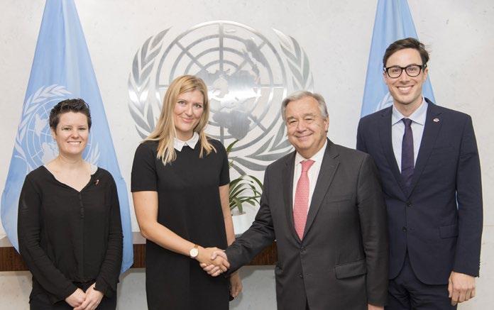 Detta har hänt ICAN TRÄFFADE FN:S GENERALSEKRETERARE I oktober träffade tre representanter från ICAN FN:s generalsekreterare António Guterres för att prata om FN:s konvention om förbud mot kärnvapen