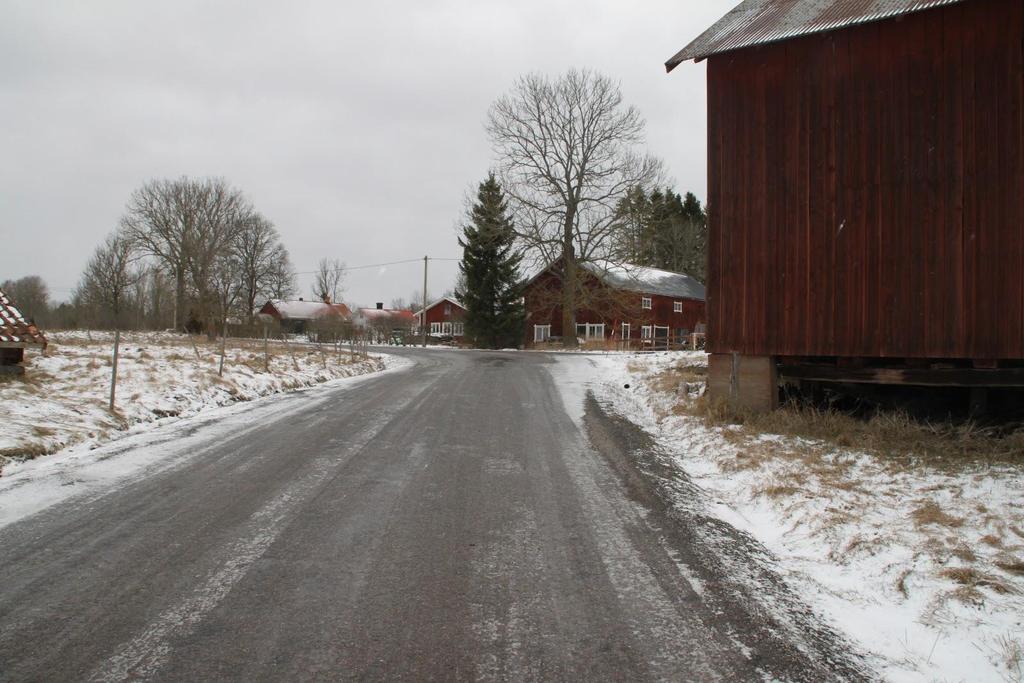 4.4.3 Sänkt hastighet som åtgärd Under fallstudien påträffades hastighetssänkningar till 50 km/h på vägarna.