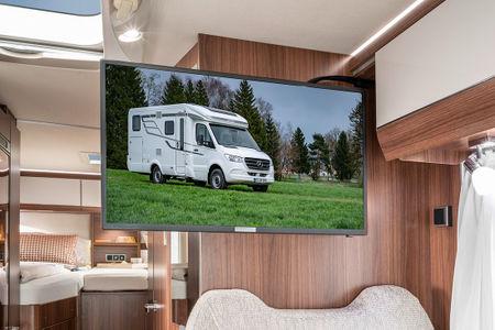 TV-nöje nästan som hemma Moderna multimediasystem HYMER-Smart-Battery-systemet Som tillval finns en 22" LED-TV eller en 32" LED-TV med integrerade högtalare, fjärrkontroll, DVD-spelare och HYMER