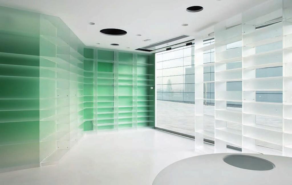 26 Produkt: Acrylglas satin Formatplatten Acrylglas Satin Formatplatten Auffallend und edel zugleich. Die samtige Oberfläche von Acrylglas SATIN lädt Sie zum Anfassen ein.