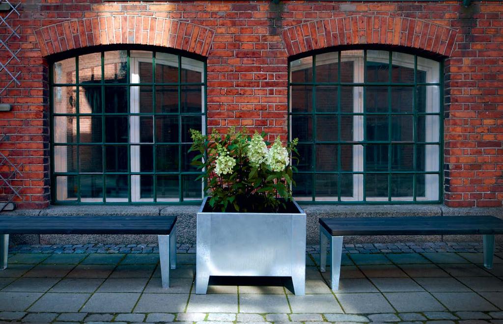 21 FLOX Blomkruka/planter box.